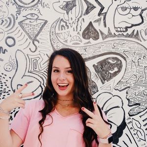 Meet your Posher, Marissa